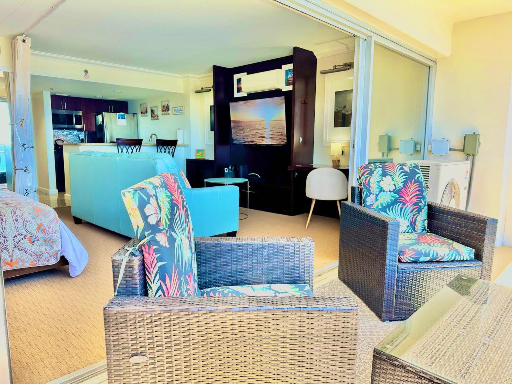 Waikiki Beach Experience! Luxury Oceanview Suite! Гонолулу Экстерьер фото