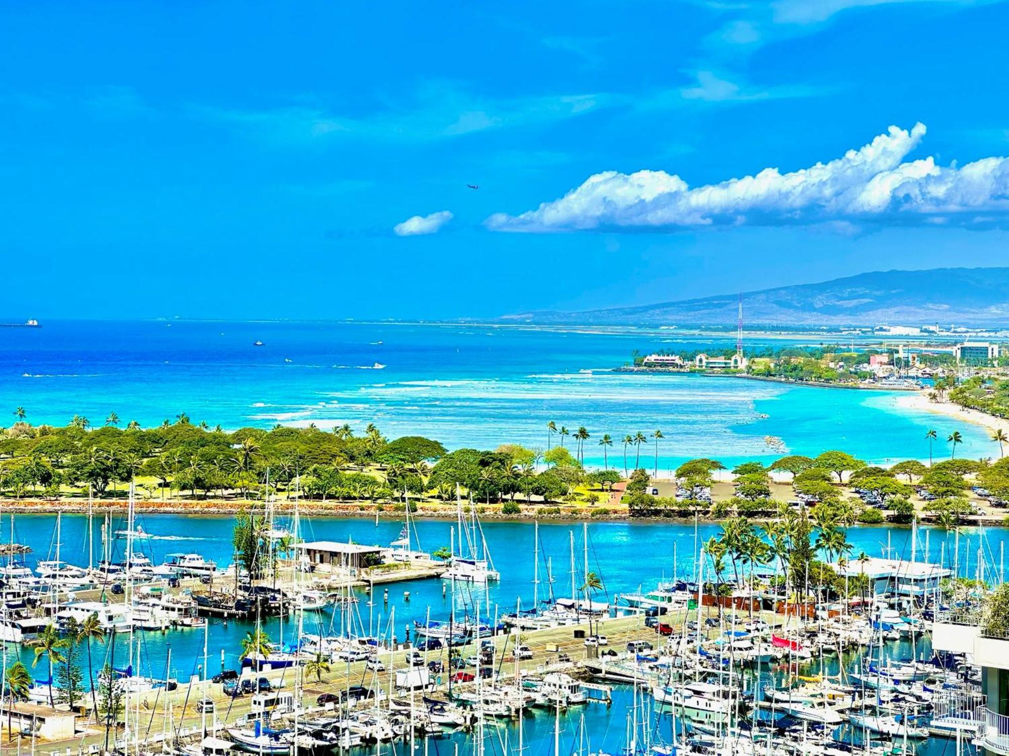 Waikiki Beach Experience! Luxury Oceanview Suite! Гонолулу Экстерьер фото