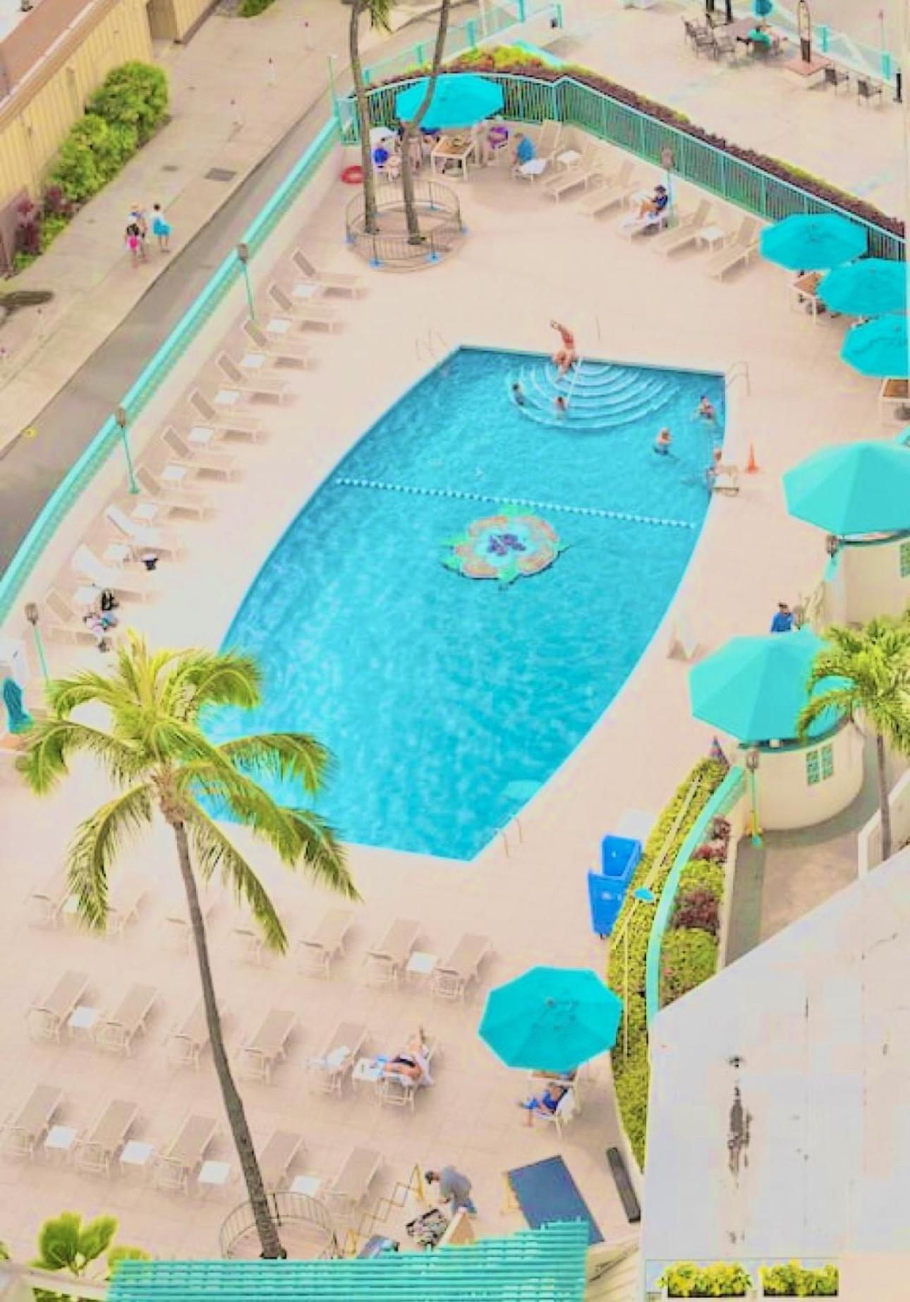 Waikiki Beach Experience! Luxury Oceanview Suite! Гонолулу Экстерьер фото